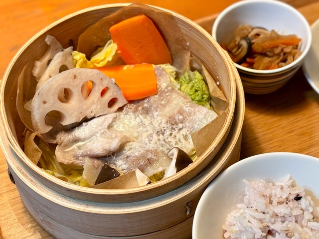 蒸し料理(豚ロース)